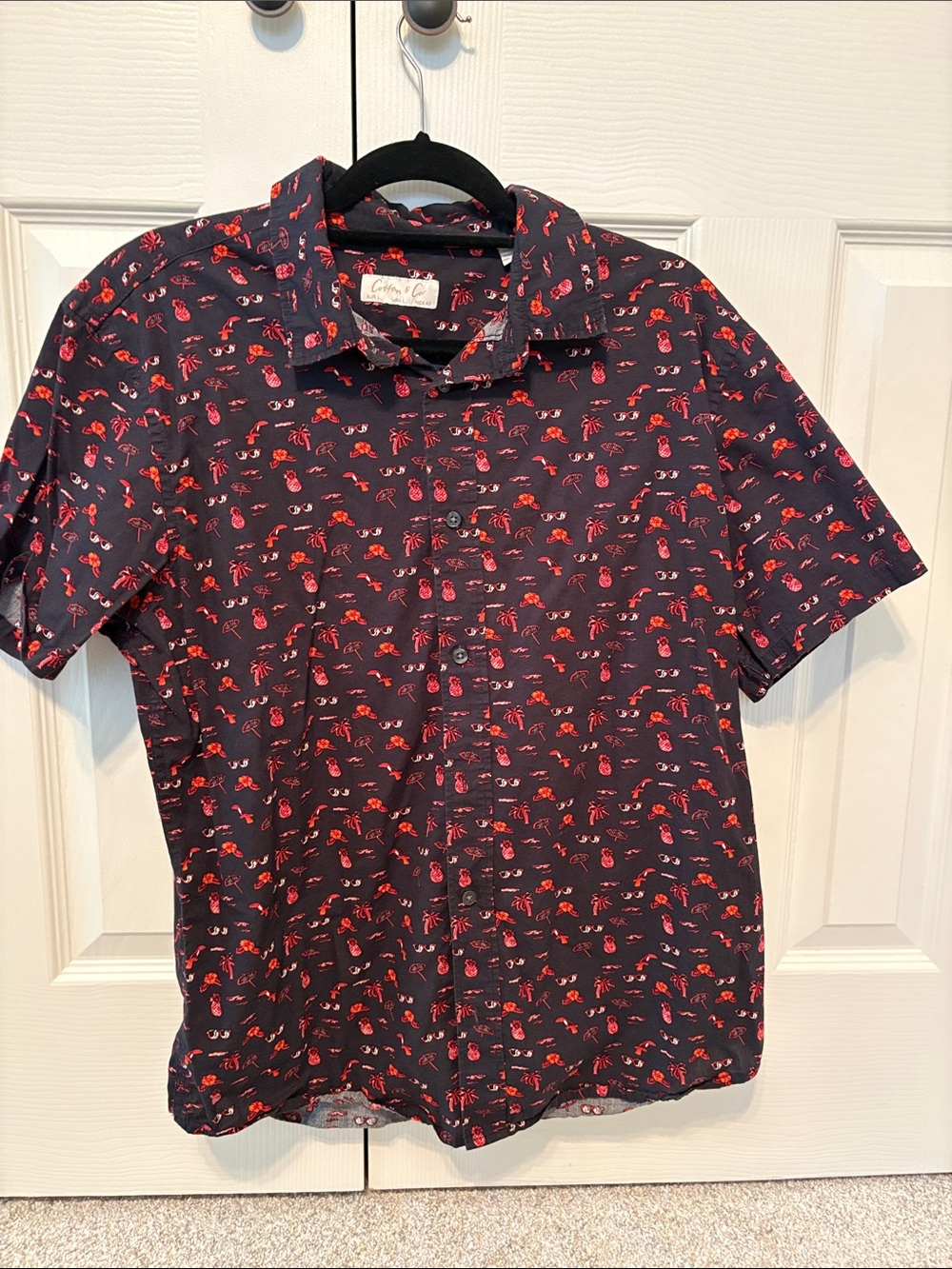 Men's Short-Sleeve Navy Shirt with Red Print